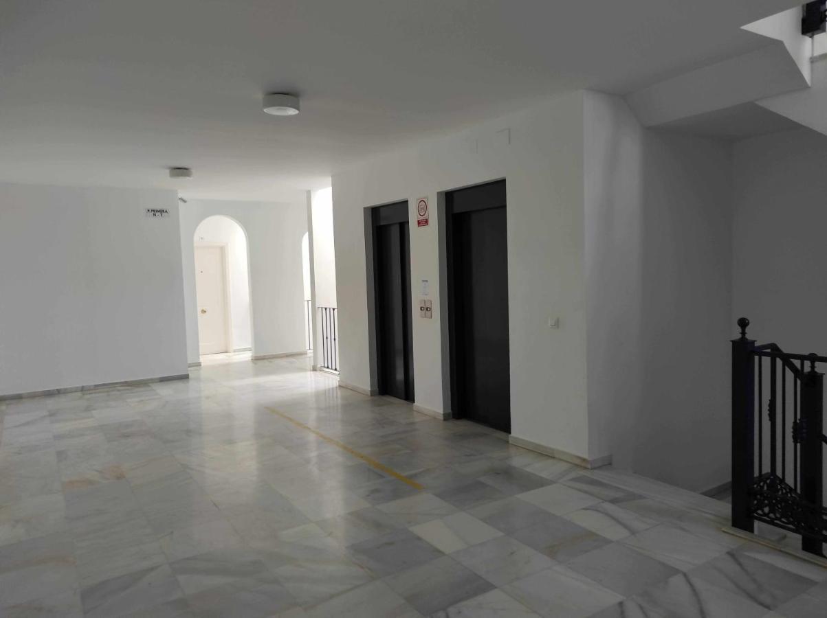 Apartamento Centrico Con Garaje Y Cercano A La Pl Zahara de los Atunes Buitenkant foto