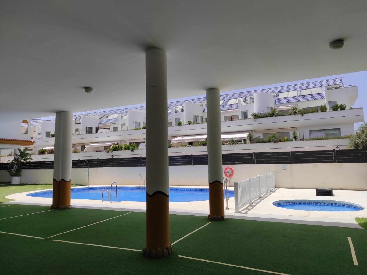 Apartamento Centrico Con Garaje Y Cercano A La Pl Zahara de los Atunes Buitenkant foto