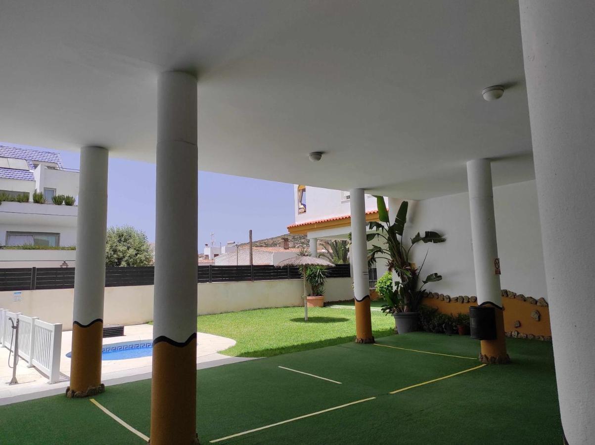Apartamento Centrico Con Garaje Y Cercano A La Pl Zahara de los Atunes Buitenkant foto